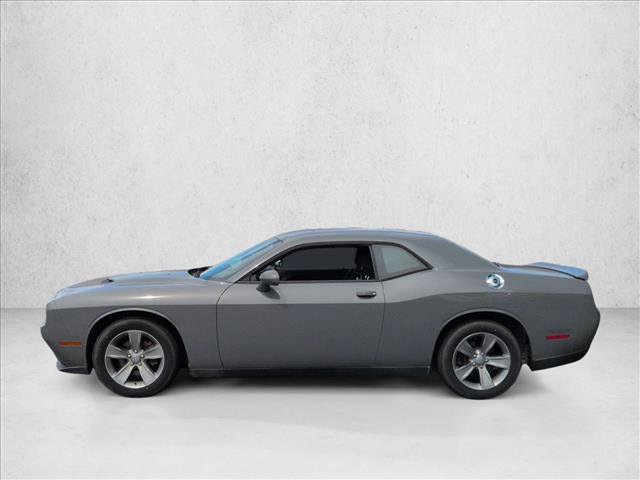 Used 2019 Dodge Challenger SXT RWD image 9