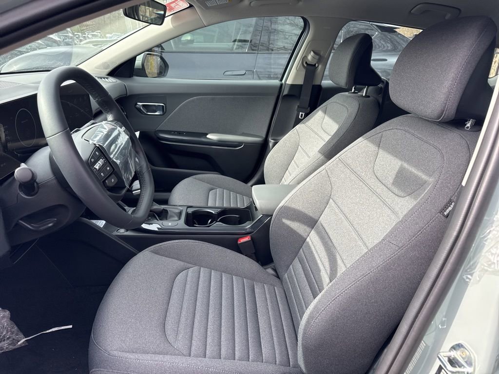 New 2025 Kia K4 EX image 13