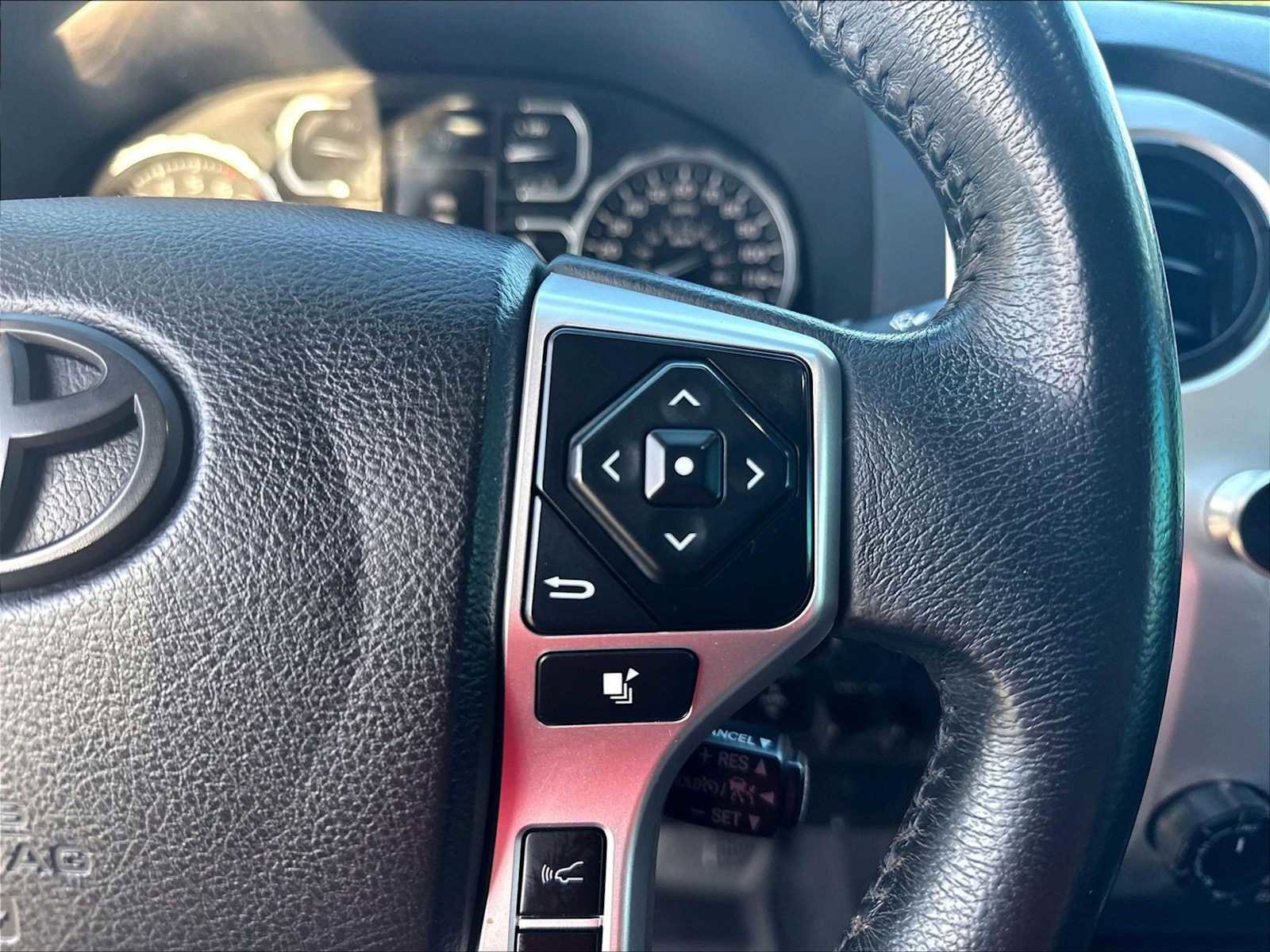 Used 2021 Toyota Tundra TRD Pro AWD/4WD image 21