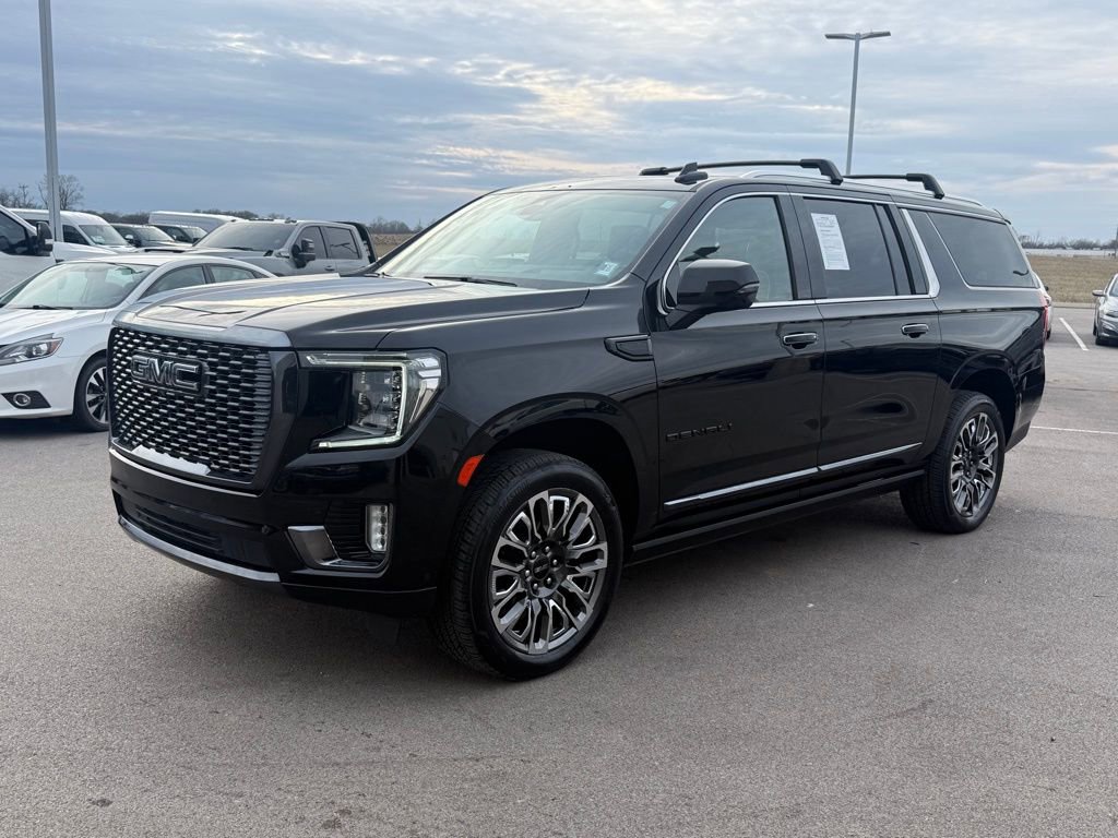 Used 2023 GMC Yukon XL Denali Ultimate image 41