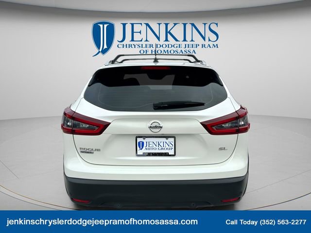 Used 2021 Nissan Rogue Sport SL image 3