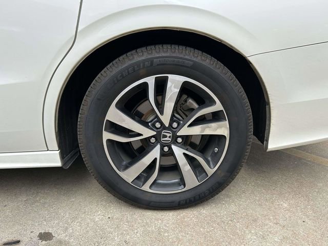 Used 2019 Honda Odyssey Elite image 8