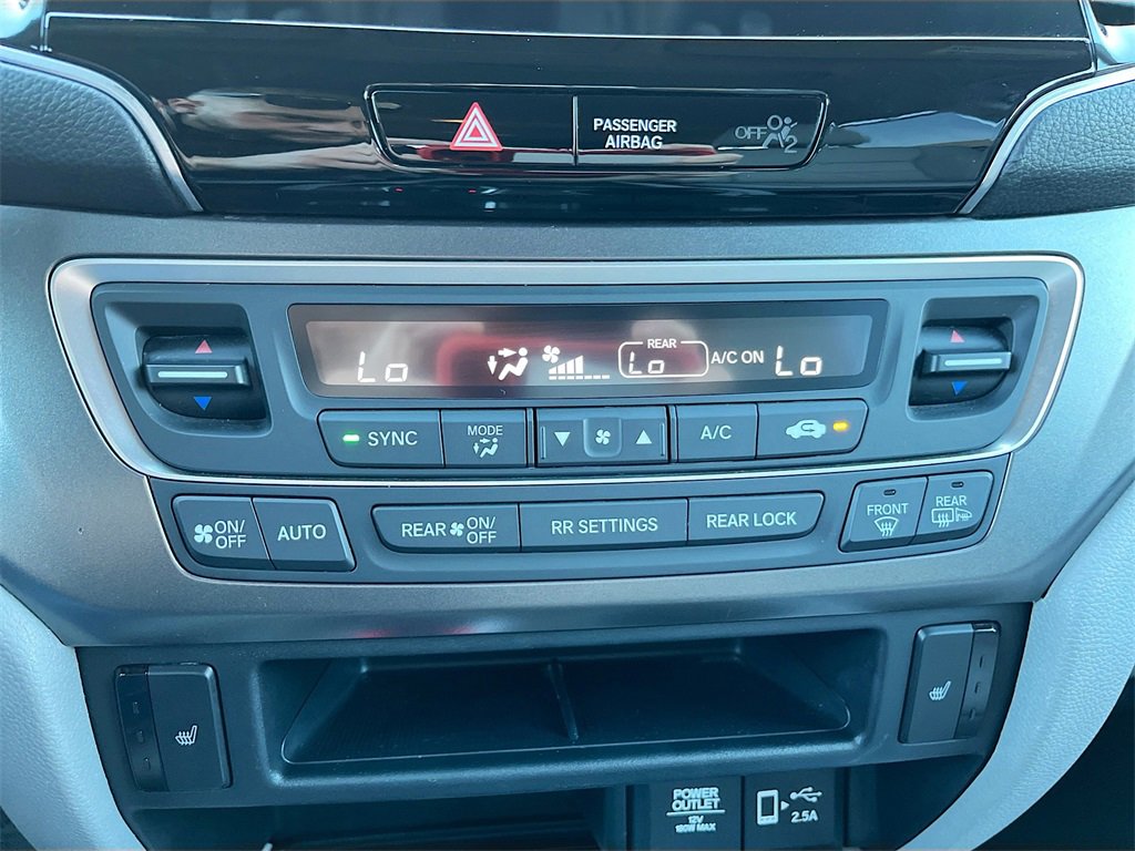 Used 2022 Honda Pilot Special Edition image 15