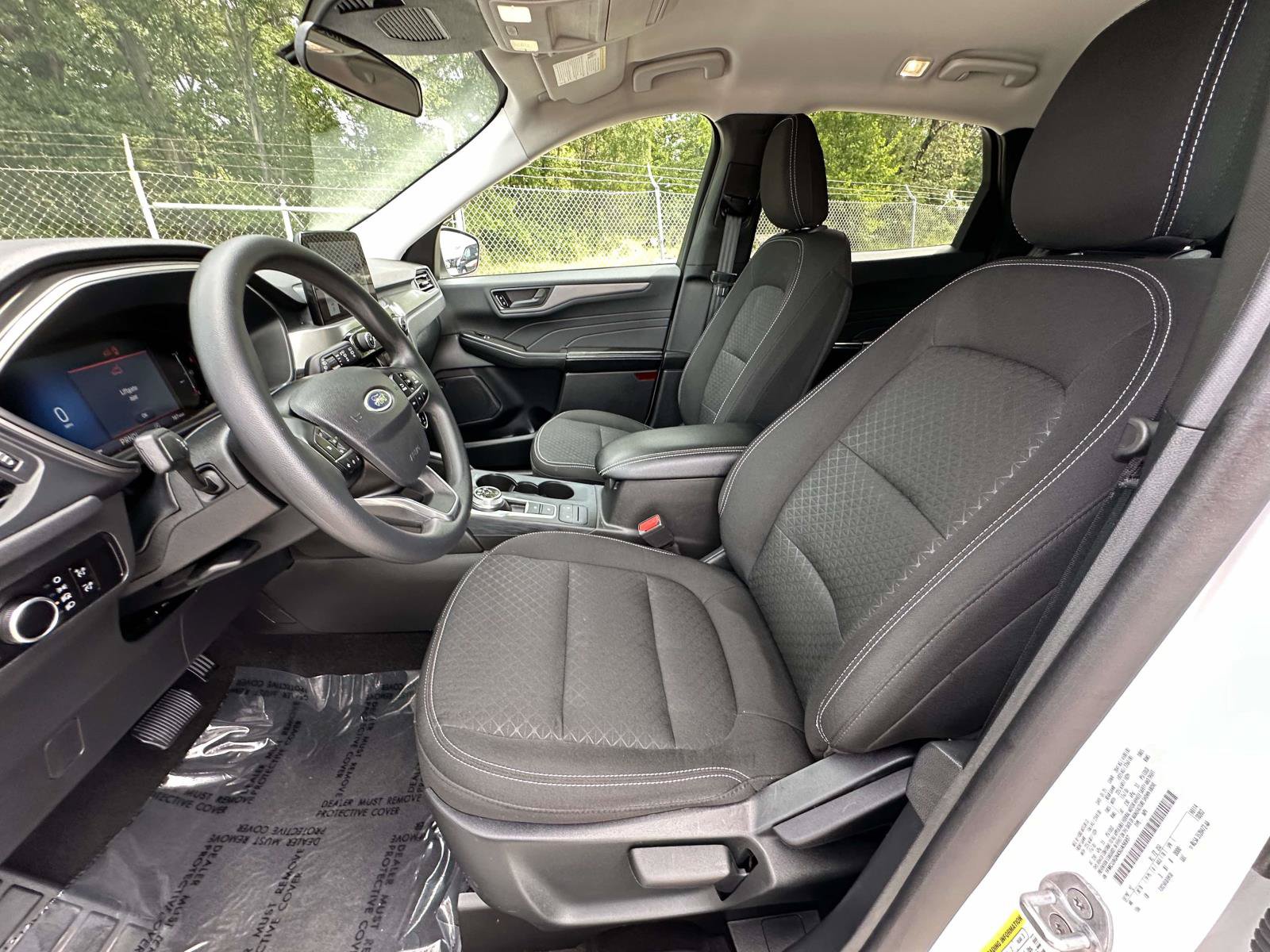 Used 2025 Ford Escape Active AWD/4WD image 24