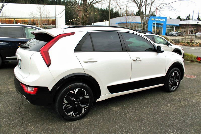 Used 2023 Kia Niro Wind FWD image 5