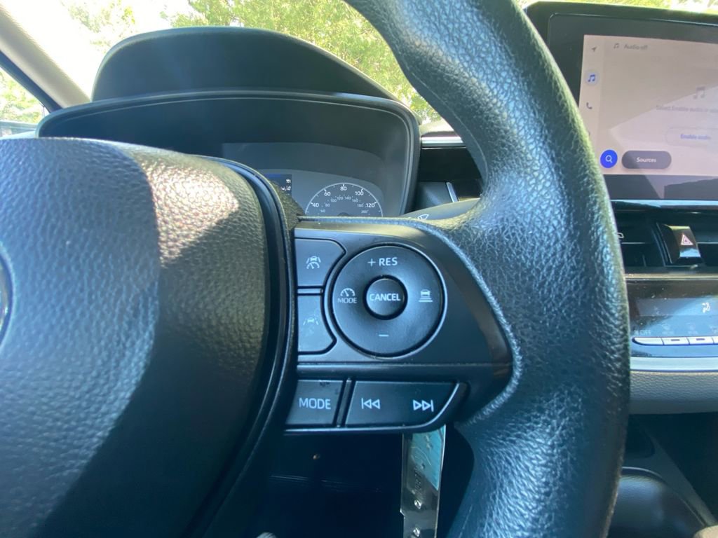 Used 2024 Toyota Corolla LE FWD image 19
