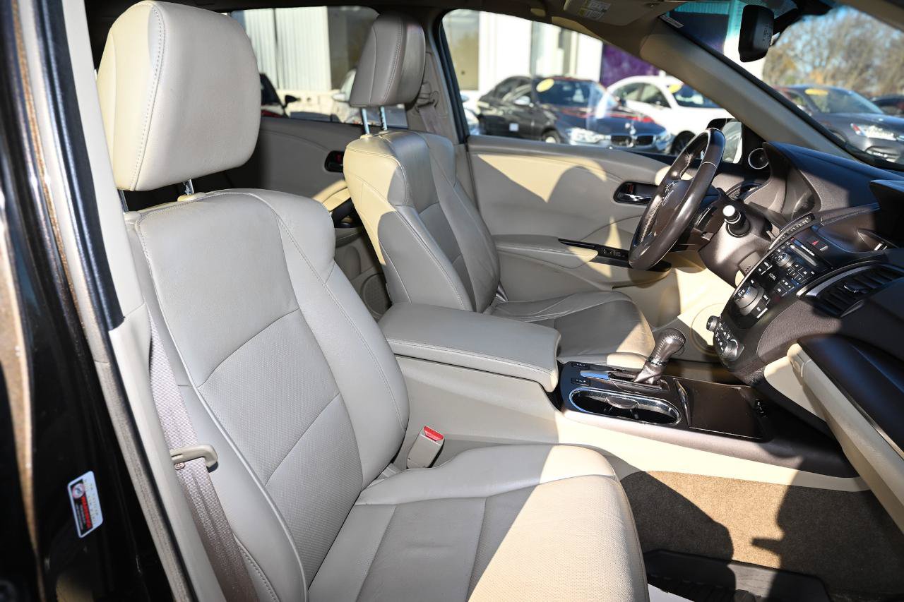 Used 2015 Acura RDX AWD image 16