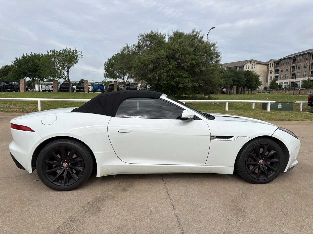 Used 2016 Jaguar F-TYPE Convertible RWD image 5