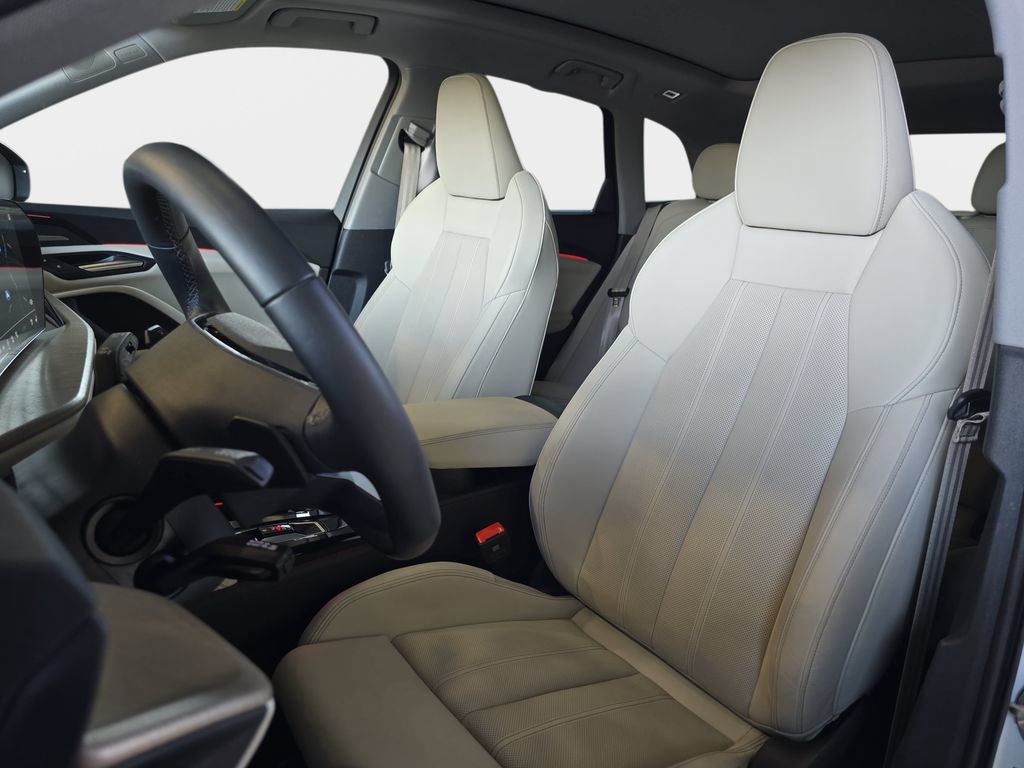 Used 2025 Audi Q5 Prestige AWD/4WD image 18