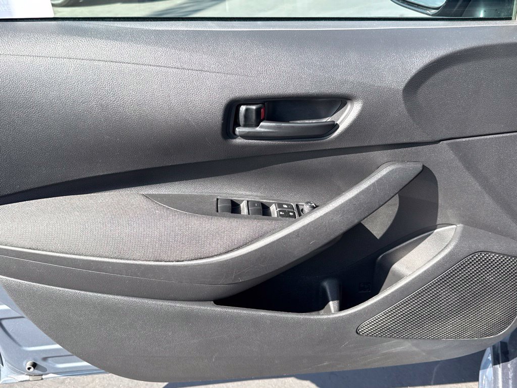 Certified 2022 Toyota Corolla LE FWD image 18