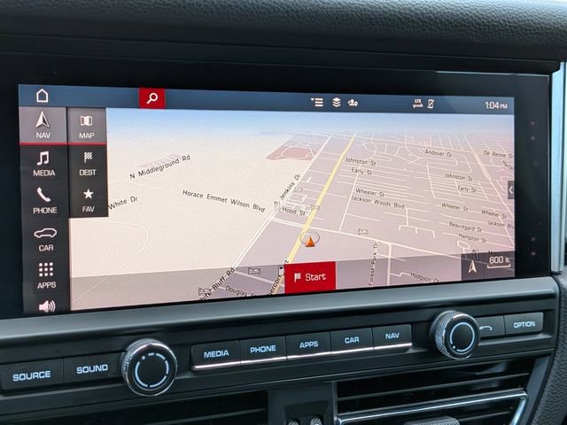 Used 2020 Porsche Macan S image 24