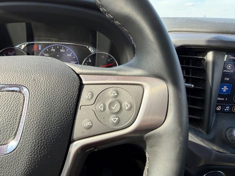 Used 2023 GMC Acadia AT4 w/ Technology Package AWD/4WD image 15