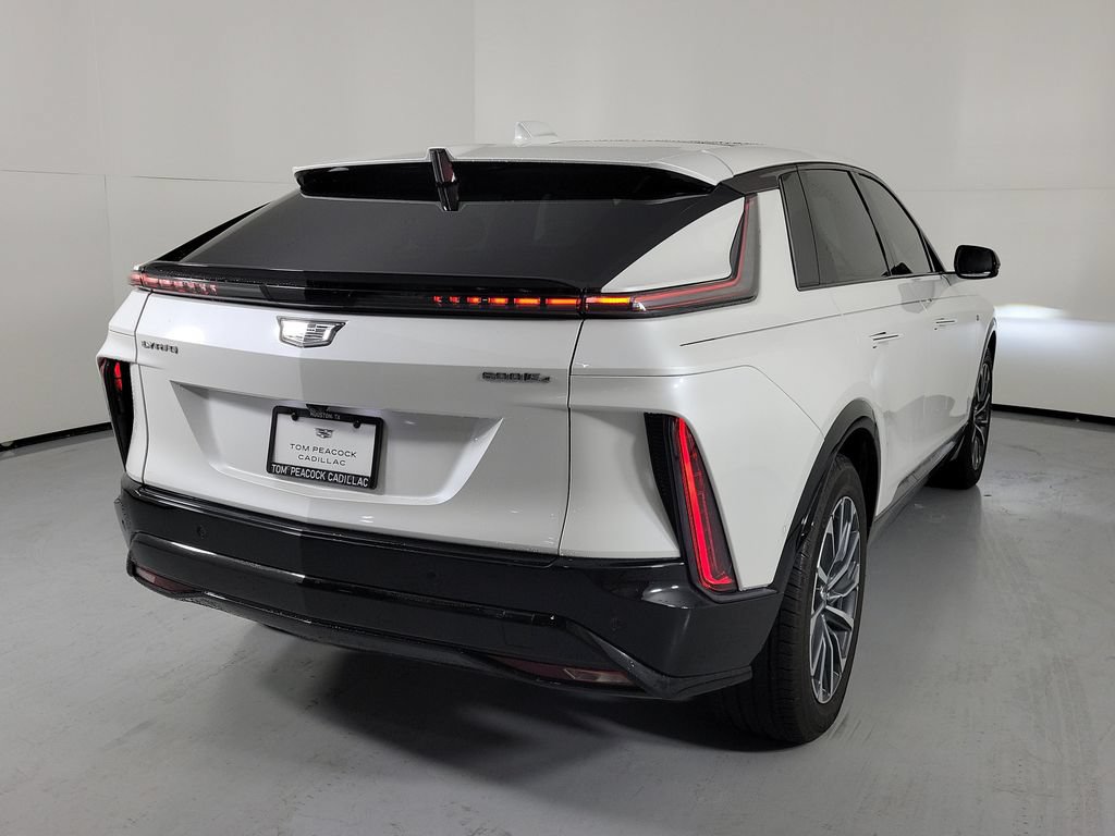 Used 2024 Cadillac Lyriq Sport AWD/4WD image 4