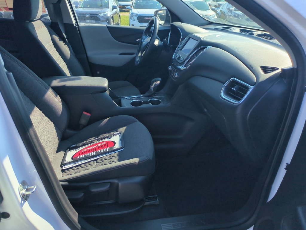 Used 2024 Chevrolet Equinox LT FWD image 35