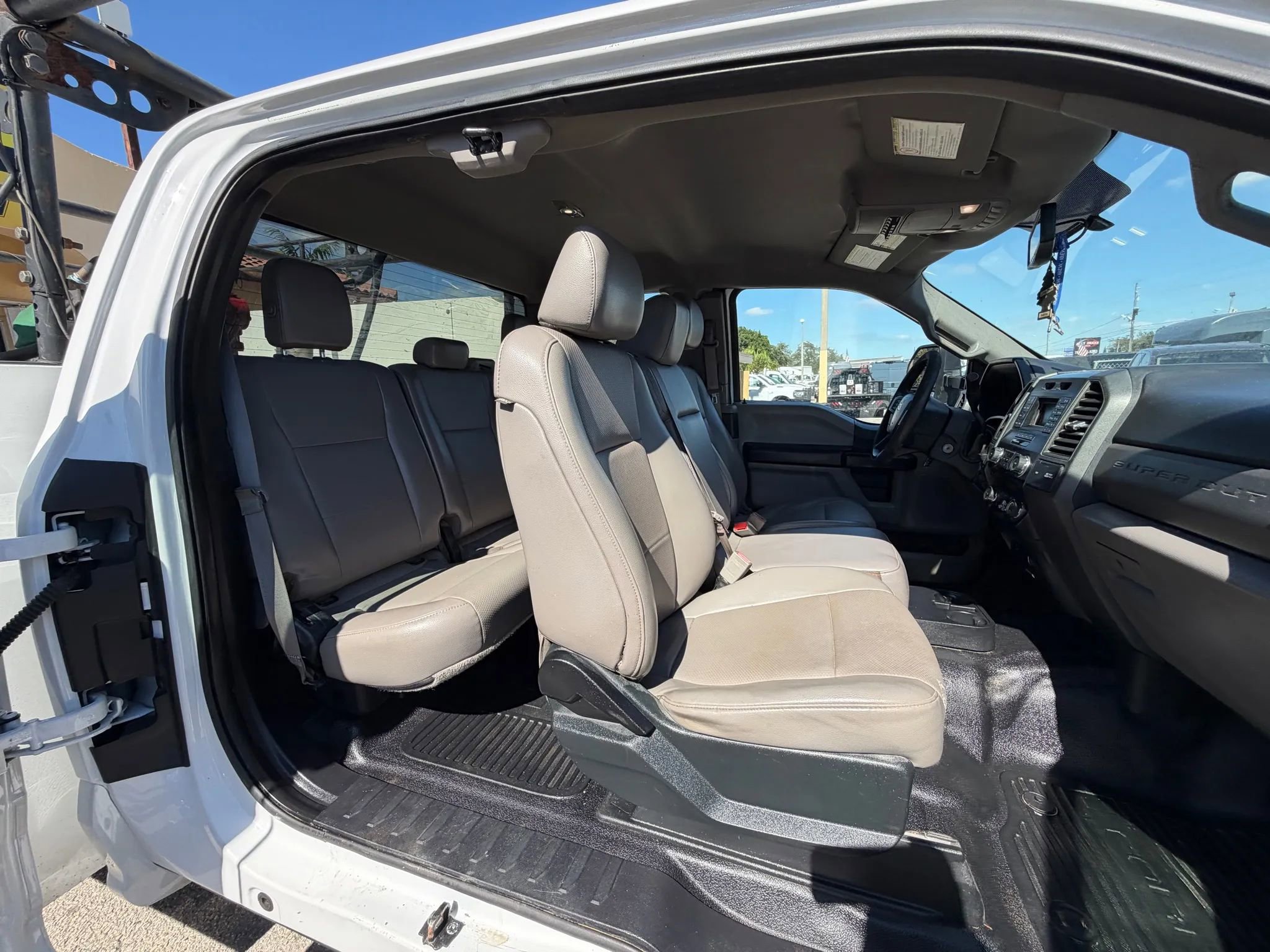 Used 2018 Ford F350 XL w/ Power Equipment Group image 17