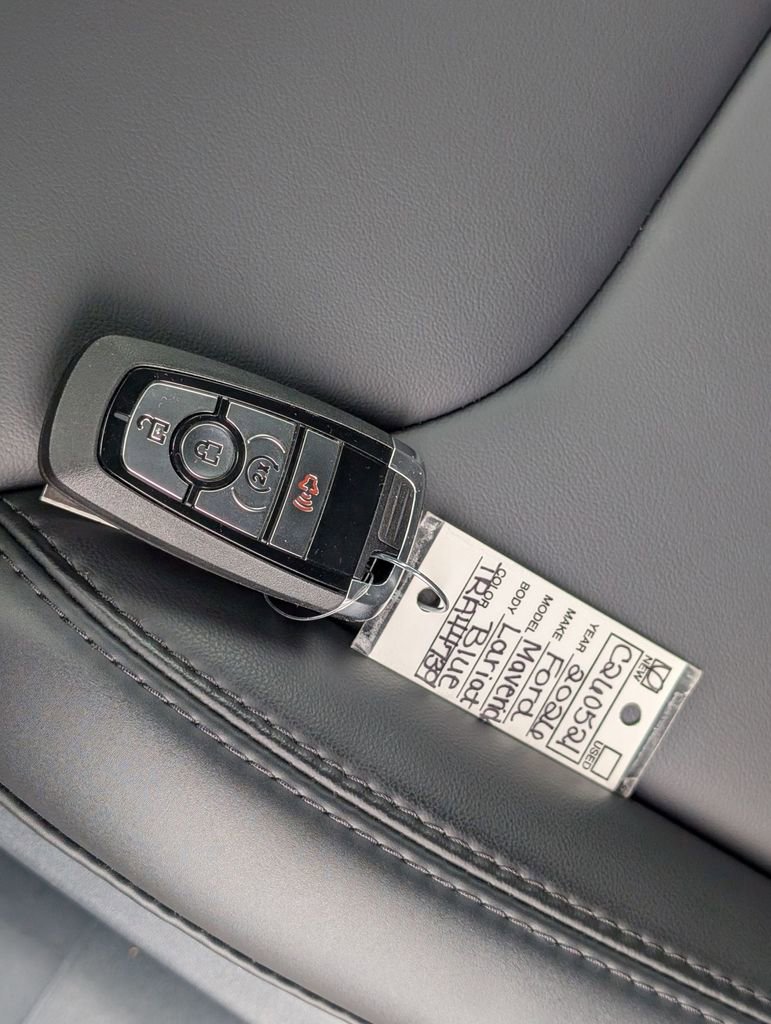 New 2026 Ford Maverick Lariat w/ Black Appearance Package image 49