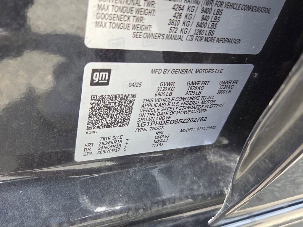 Used 2025 GMC Sierra 1500 SLT RWD image 8