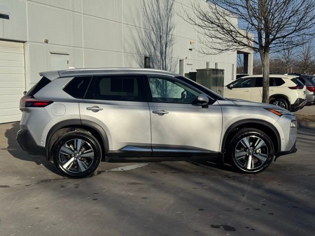 Used 2023 Nissan Rogue SL w/ SL Premium Package image 9