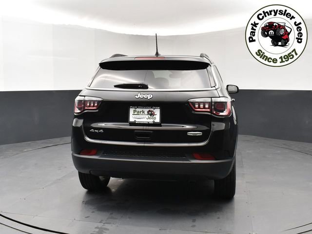 Used 2024 Jeep Compass Latitude w/ Sun and Sound Group image 5