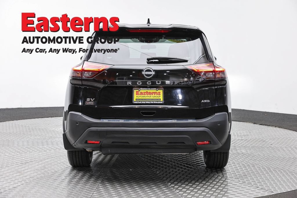 Used 2023 Nissan Rogue SV AWD/4WD image 6