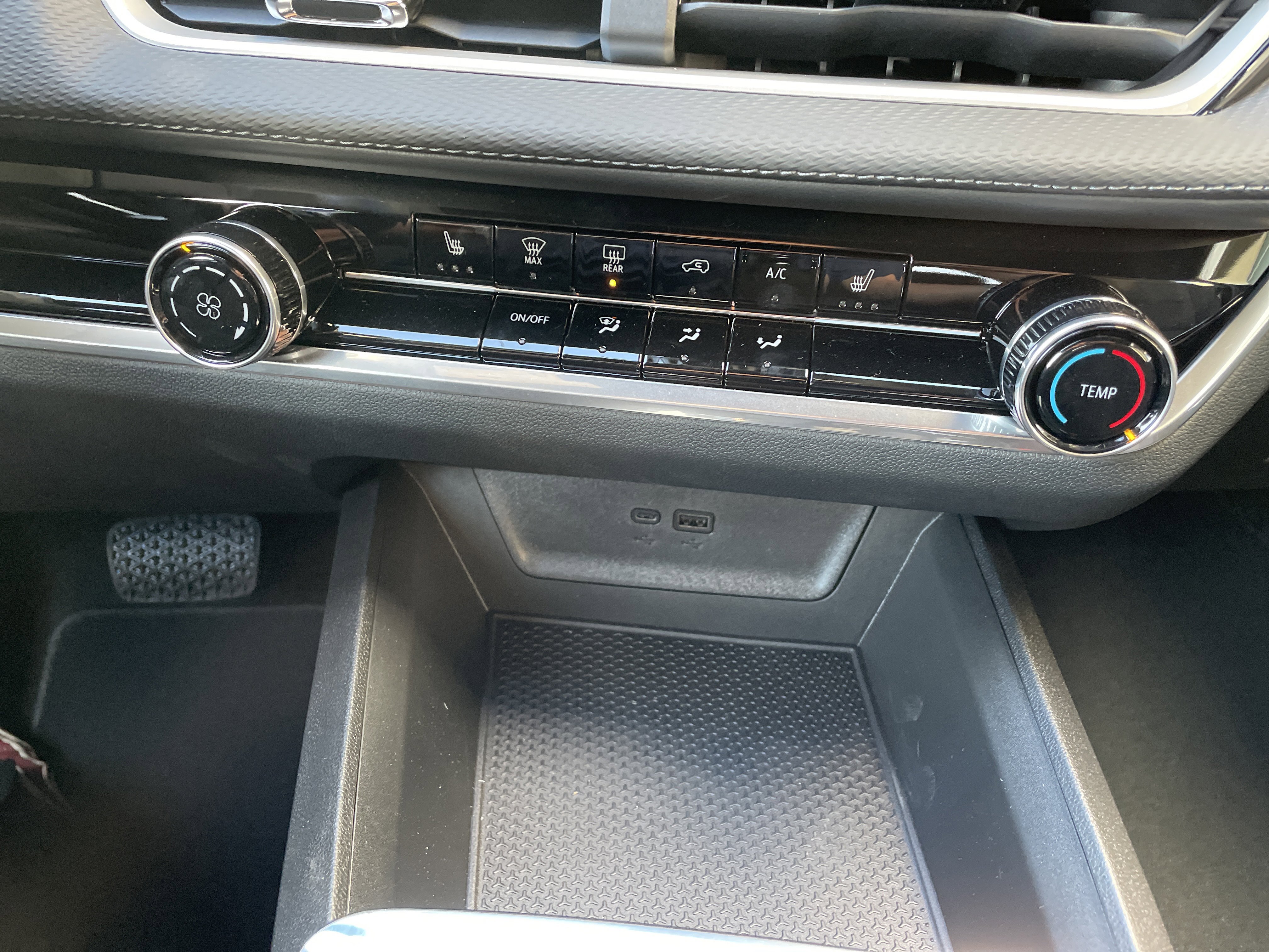 New 2026 Chevrolet Equinox LT image 26