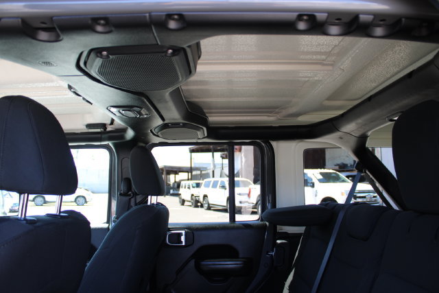 Used 2021 Jeep Wrangler Unlimited Sport AWD/4WD image 34