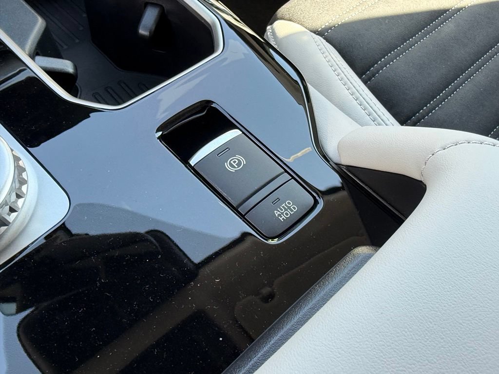 New 2026 Mitsubishi Outlander SE AWD/4WD image 31