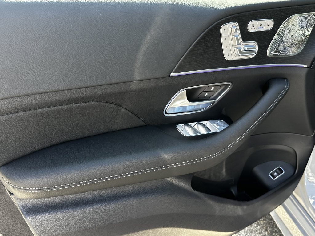 New 2026 Mercedes-Benz GLS 450 4MATIC image 11