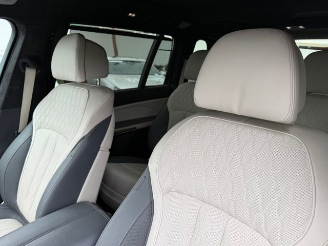 Certified 2023 BMW X7 M60i w/ Executive Package AWD/4WD image 22