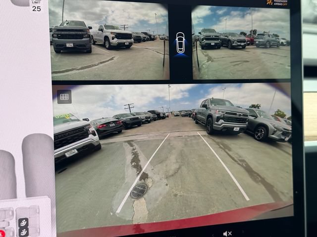 Used 2024 Tesla Model Y Long Range AWD/4WD image 19