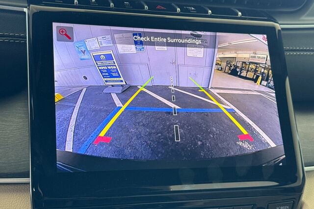 New 2025 Jeep Grand Cherokee Limited image 17