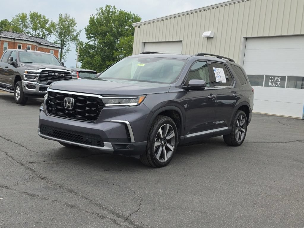 Certified 2024 Honda Pilot Elite image 3