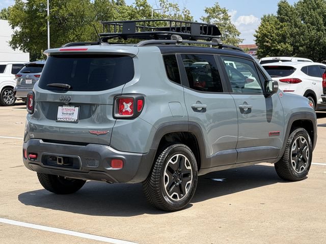 Used 2016 Jeep Renegade Trailhawk AWD/4WD image 4