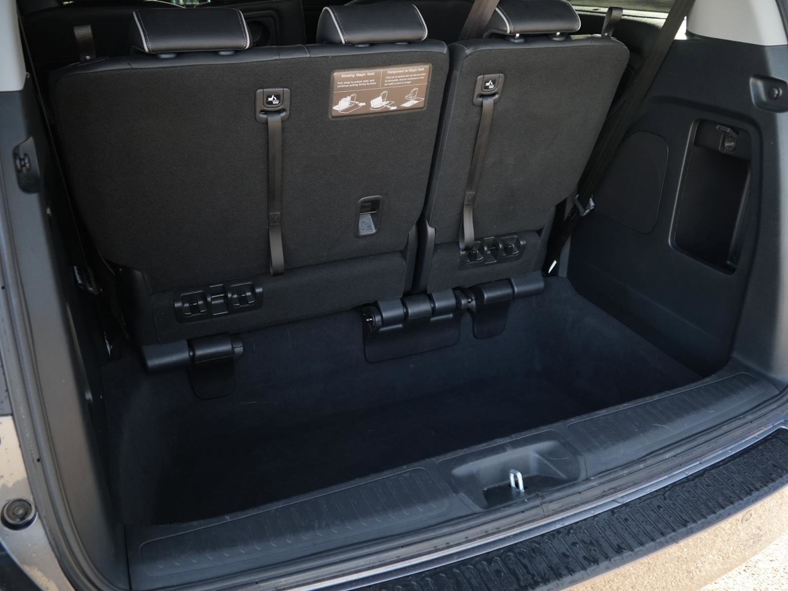 Used 2024 Honda Odyssey Elite image 8