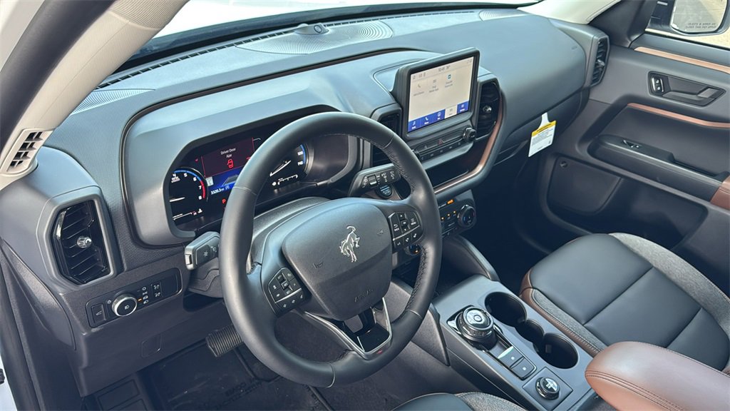 Certified 2024 Ford Bronco Sport Outer Banks w/ Tech Package image 21