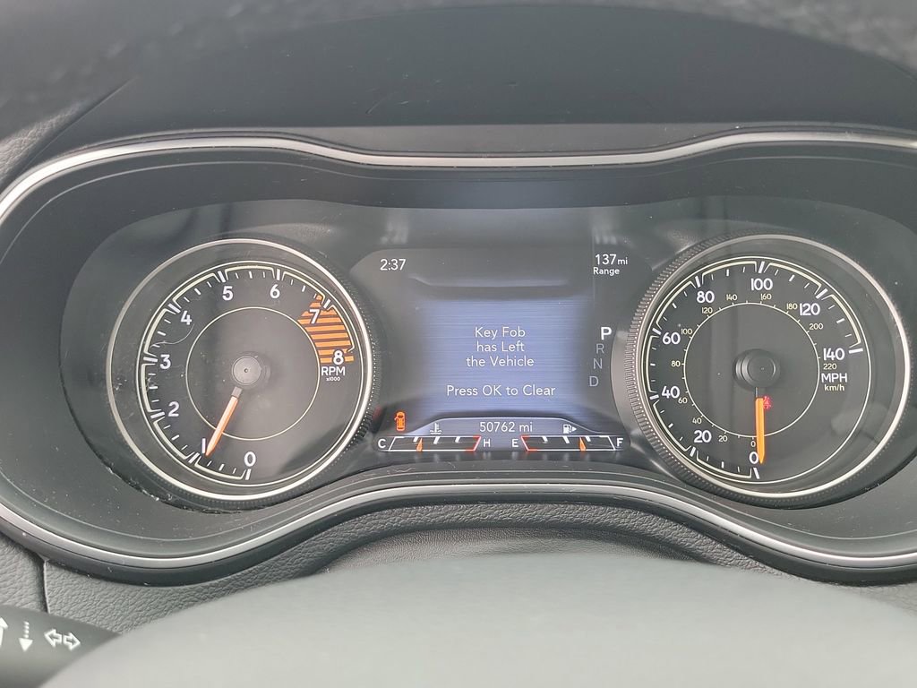 Used 2020 Jeep Cherokee Trailhawk image 24