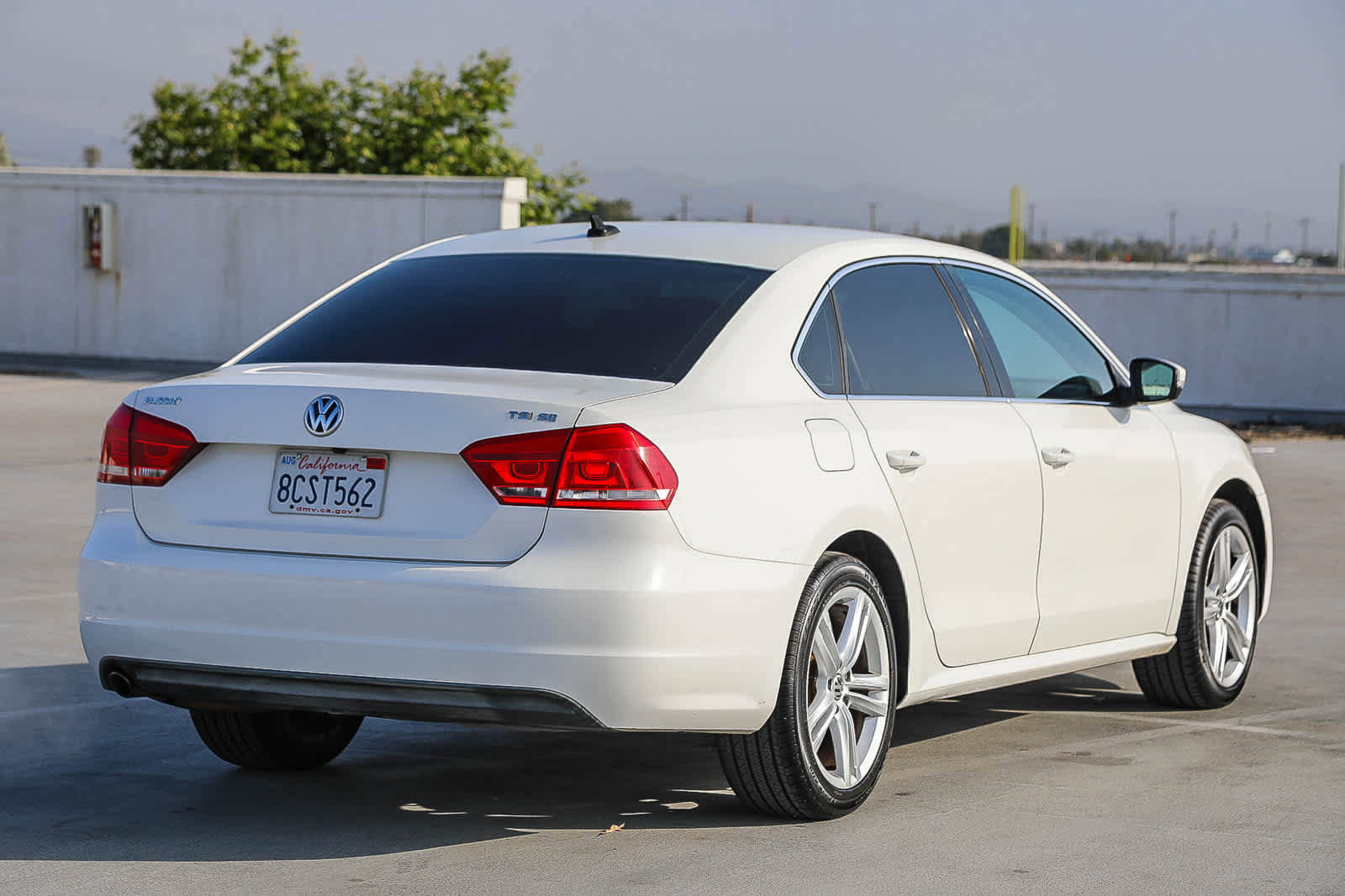 Used 2014 Volkswagen Passat 1.8T SE FWD image 5