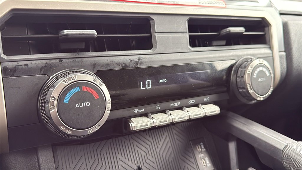 Certified 2025 Toyota Tacoma TRD Sport image 24