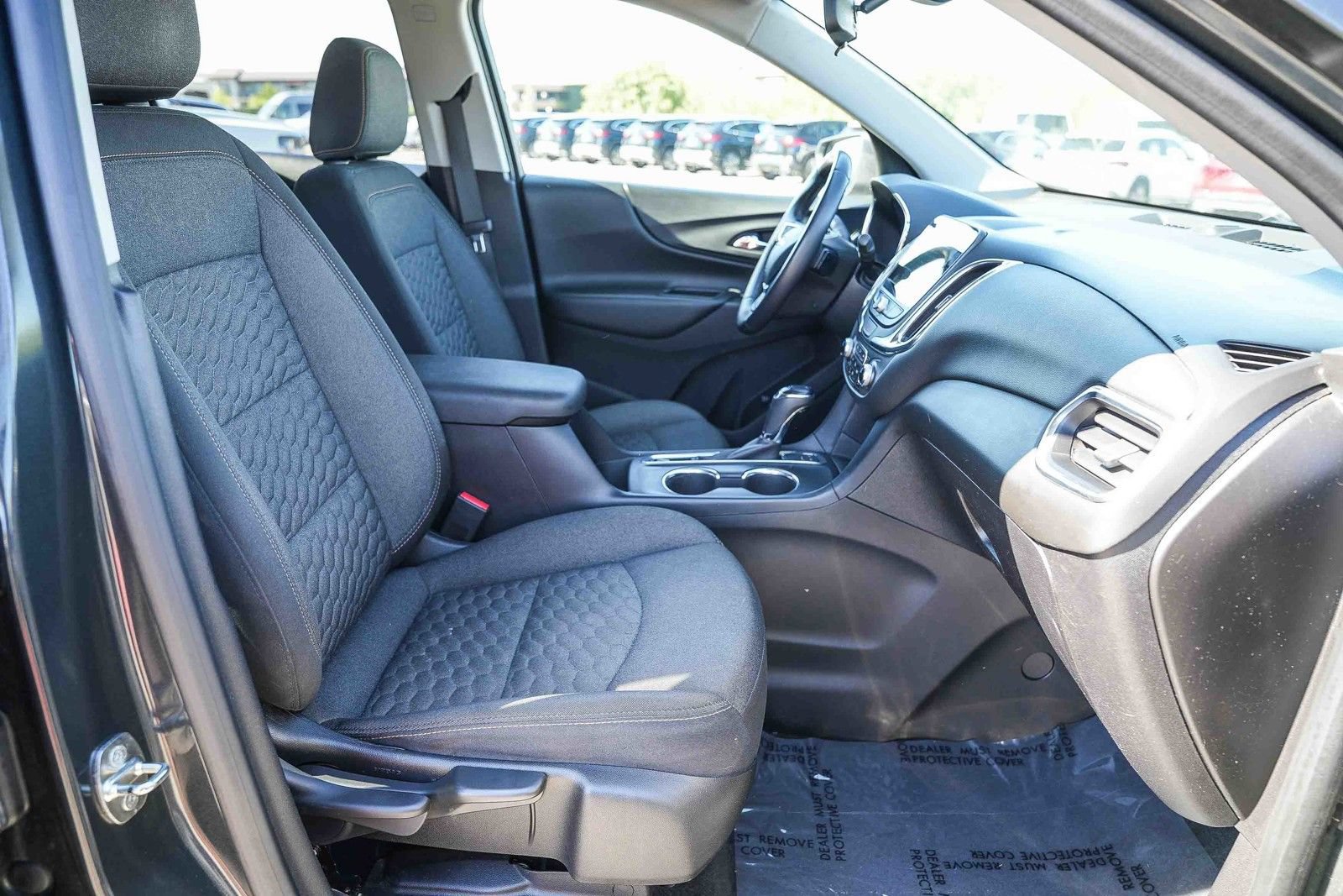 Used 2019 Chevrolet Equinox LT w/ Sun & Navigation Package AWD/4WD image 16