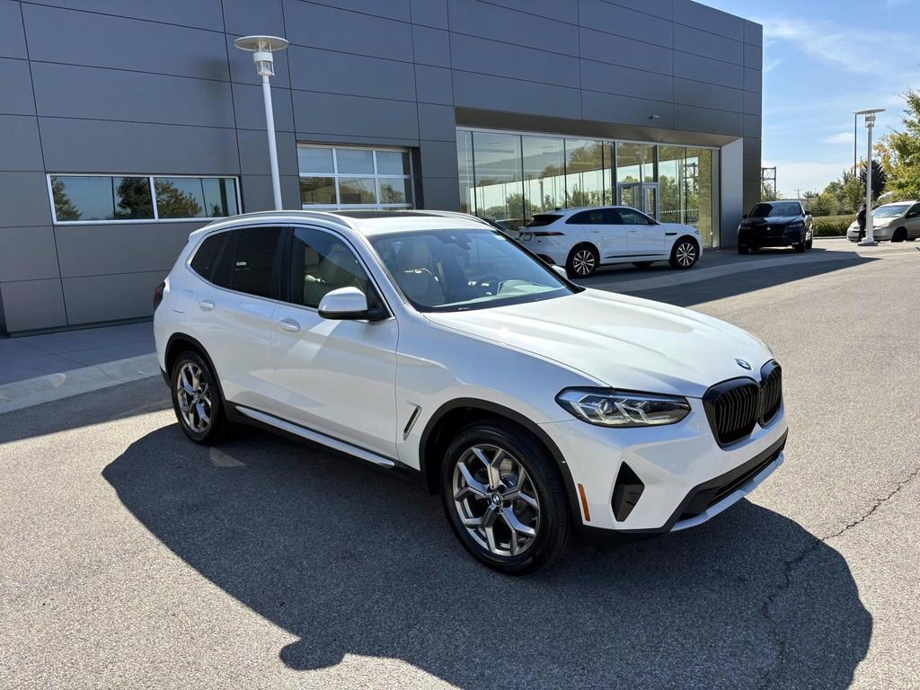 Used 2022 BMW X3 xDrive30i w/ Premium Package 2