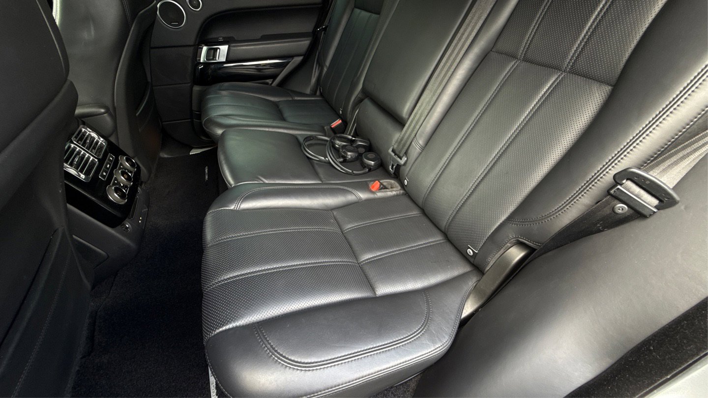 Used 2014 Land Rover Range Rover Supercharged image 38