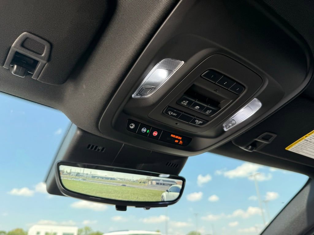 Certified 2025 Cadillac CT5 V w/ Technology Package AWD/4WD image 22