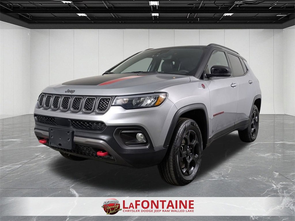 Certified 2023 Jeep Compass Trailhawk image 1