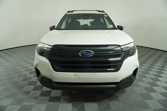 Used 2025 Subaru Forester w/ Convenience Package #1 image 2