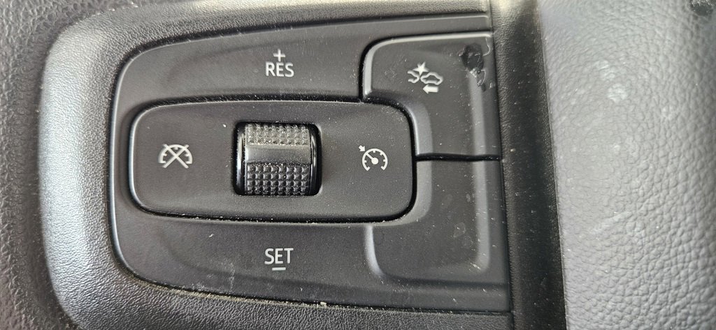 Used 2025 Chevrolet Silverado 2500 Custom w/ Custom Value Package image 26