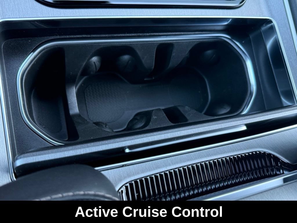 New 2026 Jeep Grand Wagoneer L Limited w/ Rear Seat Video Group I AWD/4WD image 16