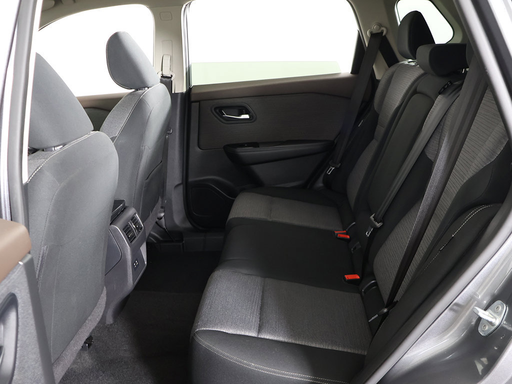 Used 2023 Nissan Rogue SV AWD/4WD image 31