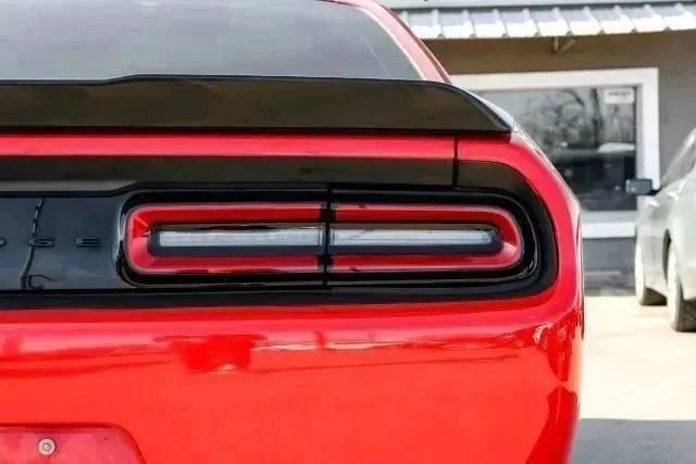 Used 2021 Dodge Challenger SXT w/ Blacktop Package image 41