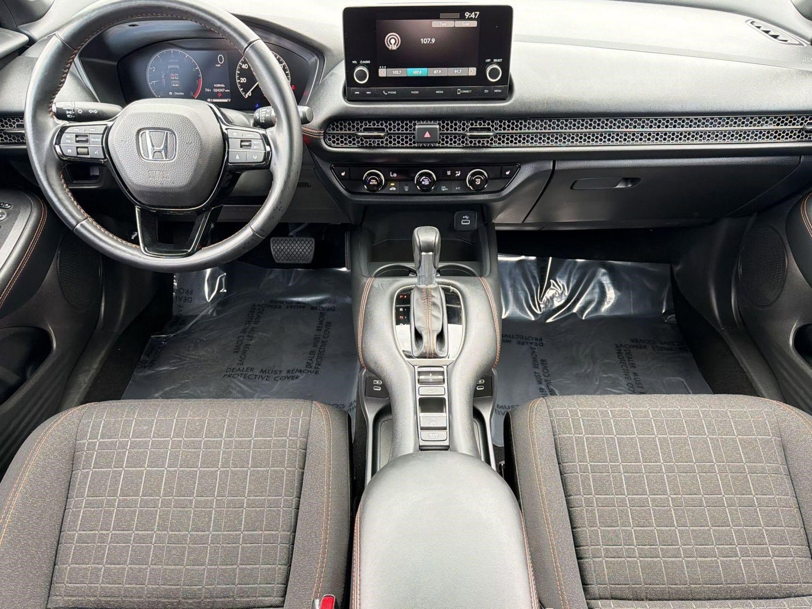 Used 2025 Honda HR-V Sport image 25