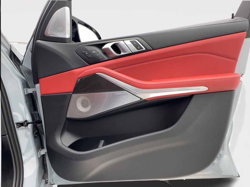 Used 2025 BMW X5 M Competition w/ Executive Package image 34